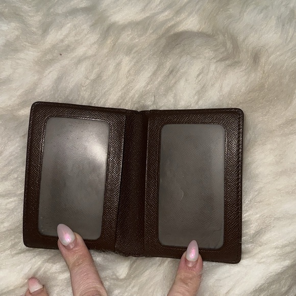 Louis Vuitton Wallet - Picture 4 of 7
